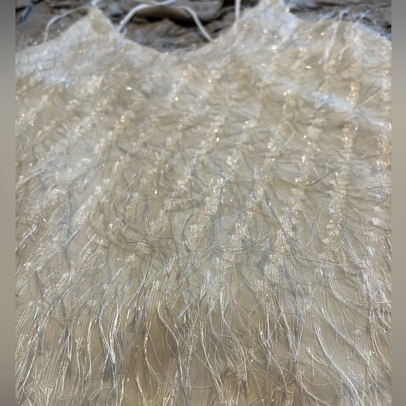 On Twelfth shimmer top, color is ivory. Size S. - Picture 4 of 7
